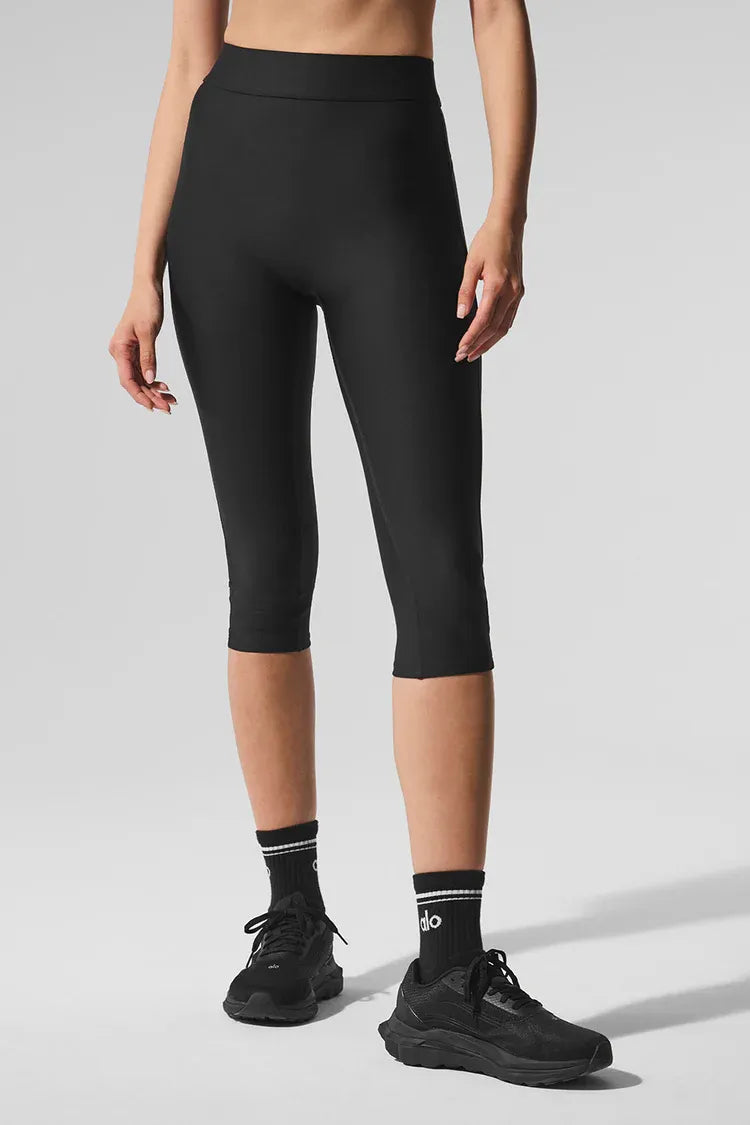 Capri Airlift Mesh High-Waist Just Right